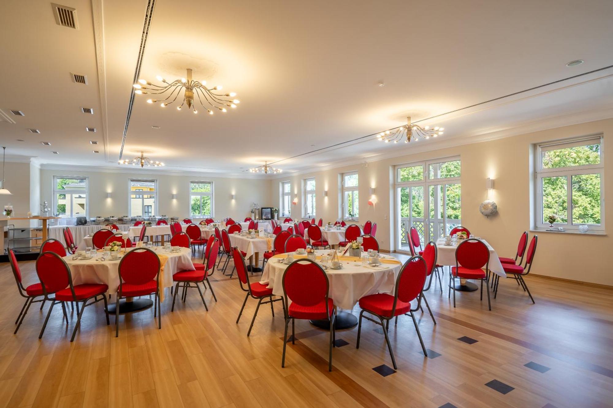 Hotelpark Bodetal Mit Ferienwohnungen Тале Екстериор снимка